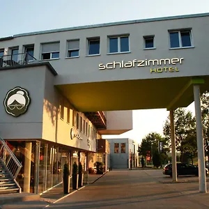 2* Hotel Schlafzimmer - Self Check-in